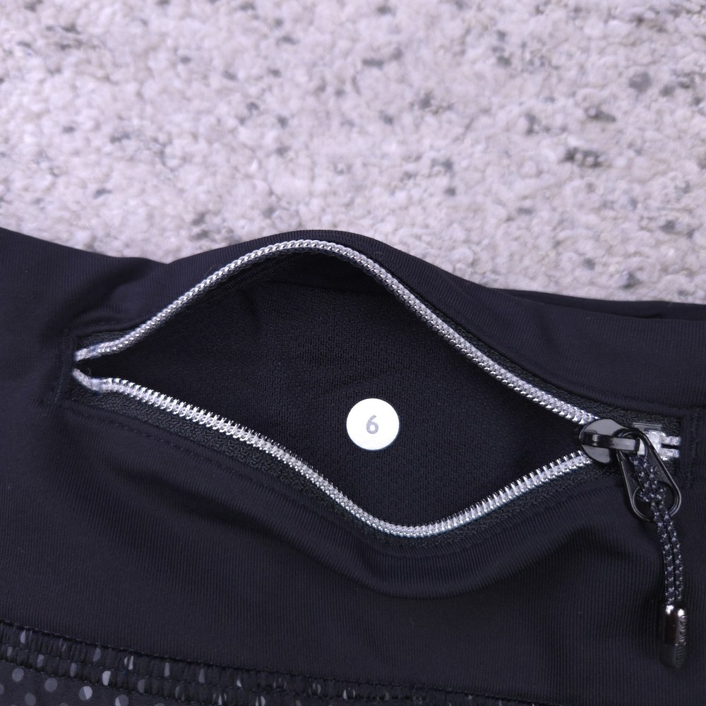 Lululemon Running Shorts Womens Size 6 Unlined Run Times‎ Black White 4 Inseam - Picture 5 of 7